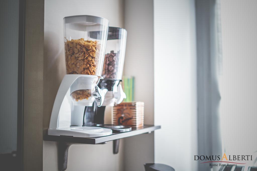 Domus Alberti Bed & Breakfast โรม ภายนอก รูปภาพ